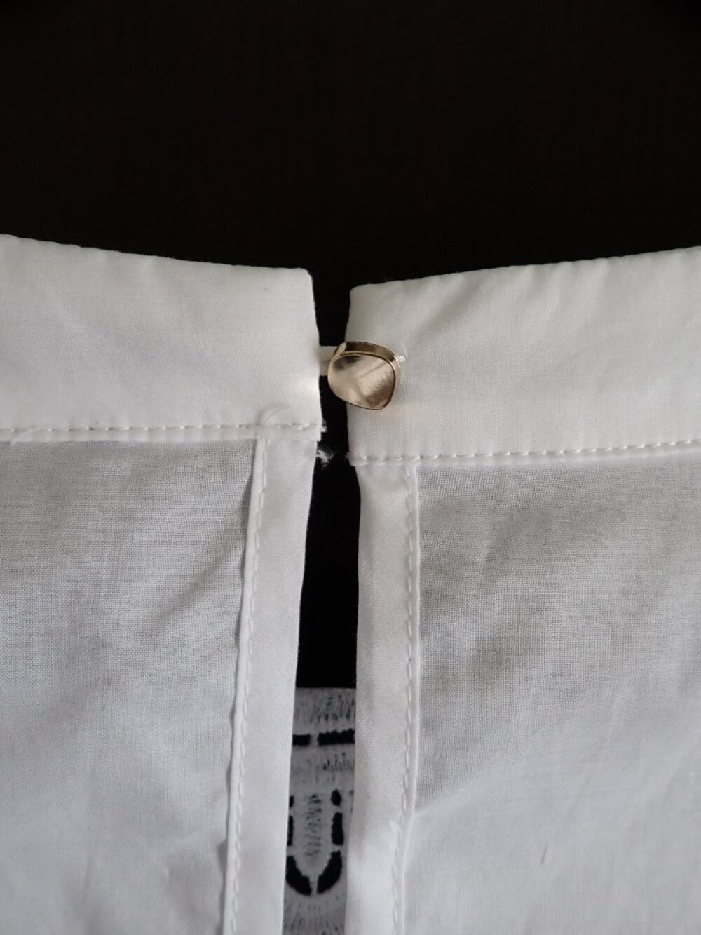 Buffalo David Bitton white cotton embroidered short puff-sleeve blouse - large - Picture 4 of 9